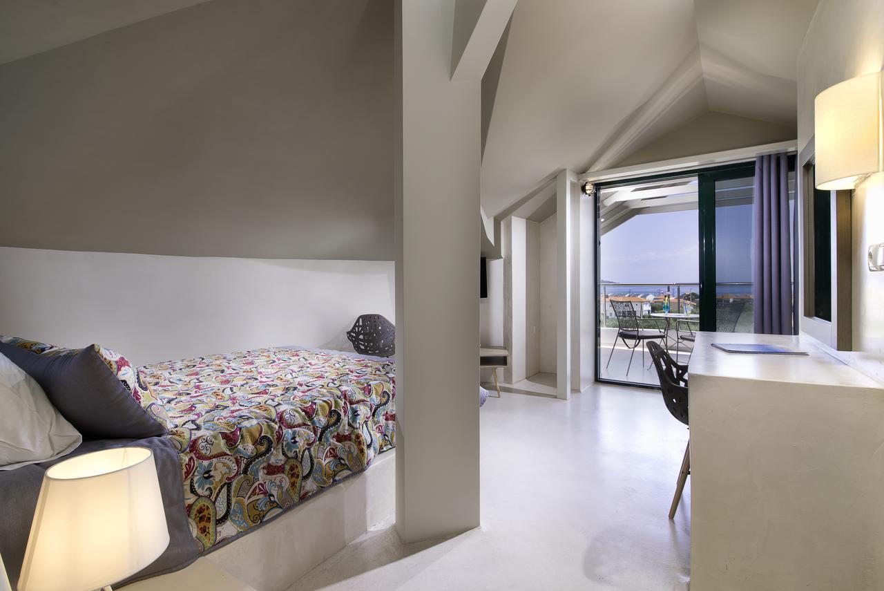 Ocean Beach Hotel スカラ・ポタミアス エクステリア 写真