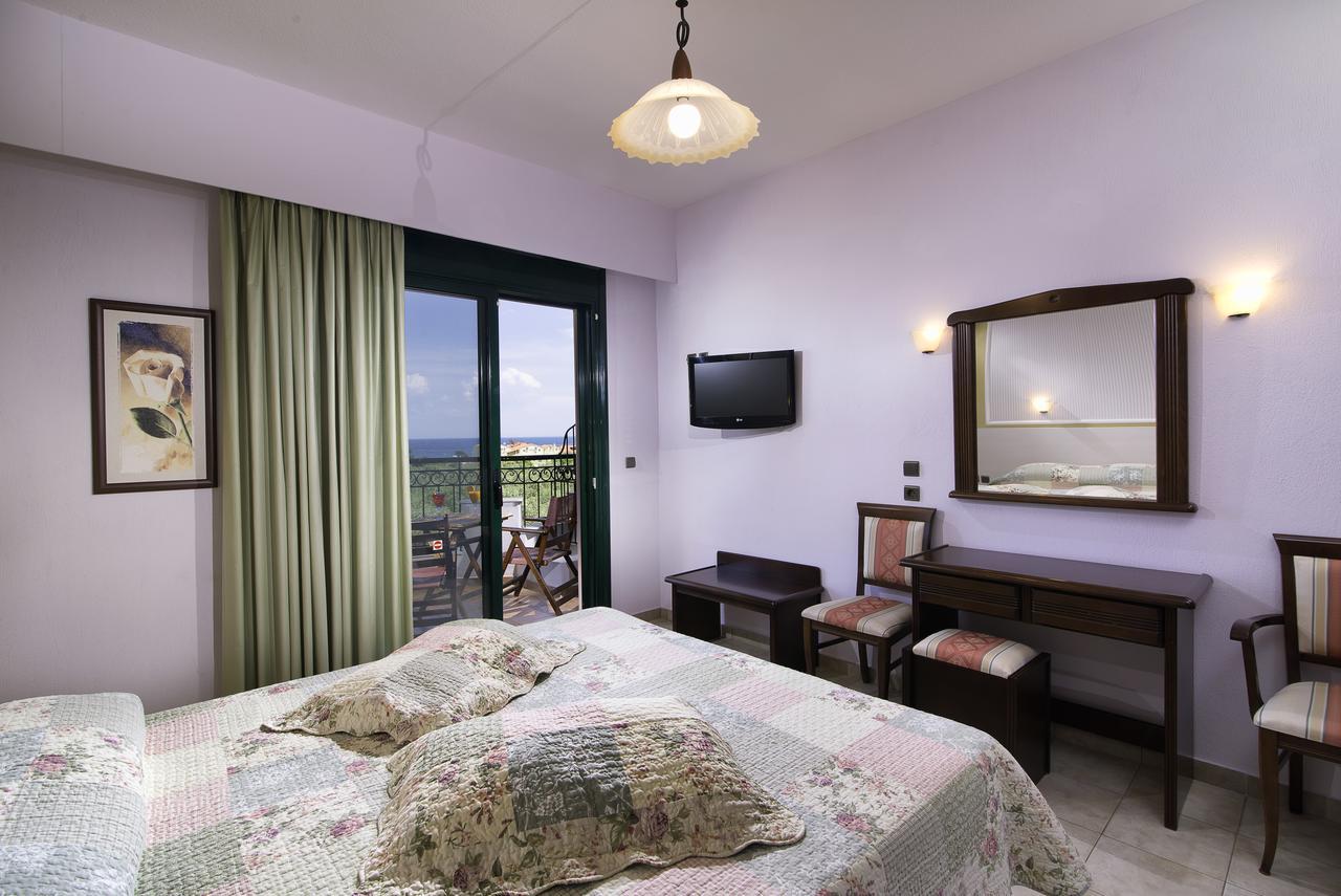 Ocean Beach Hotel スカラ・ポタミアス エクステリア 写真